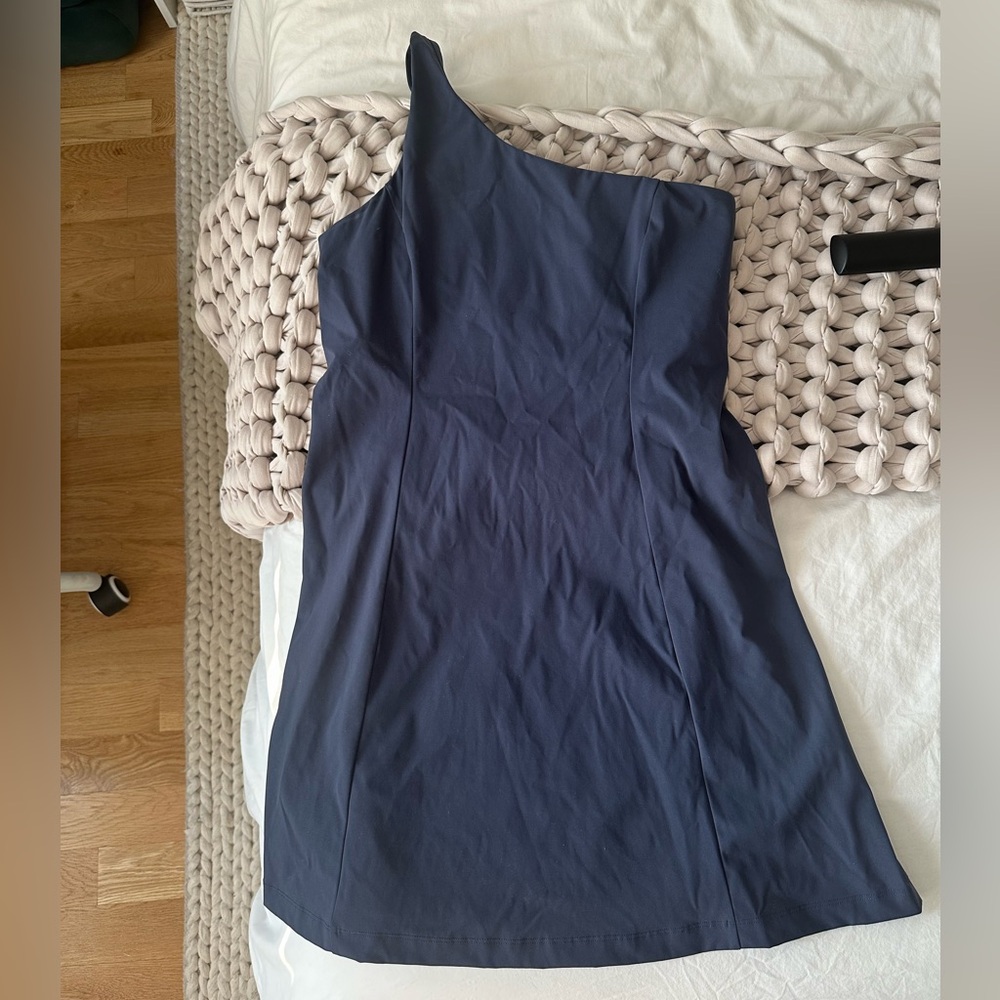 Outdoor voices navy one shoulder dress